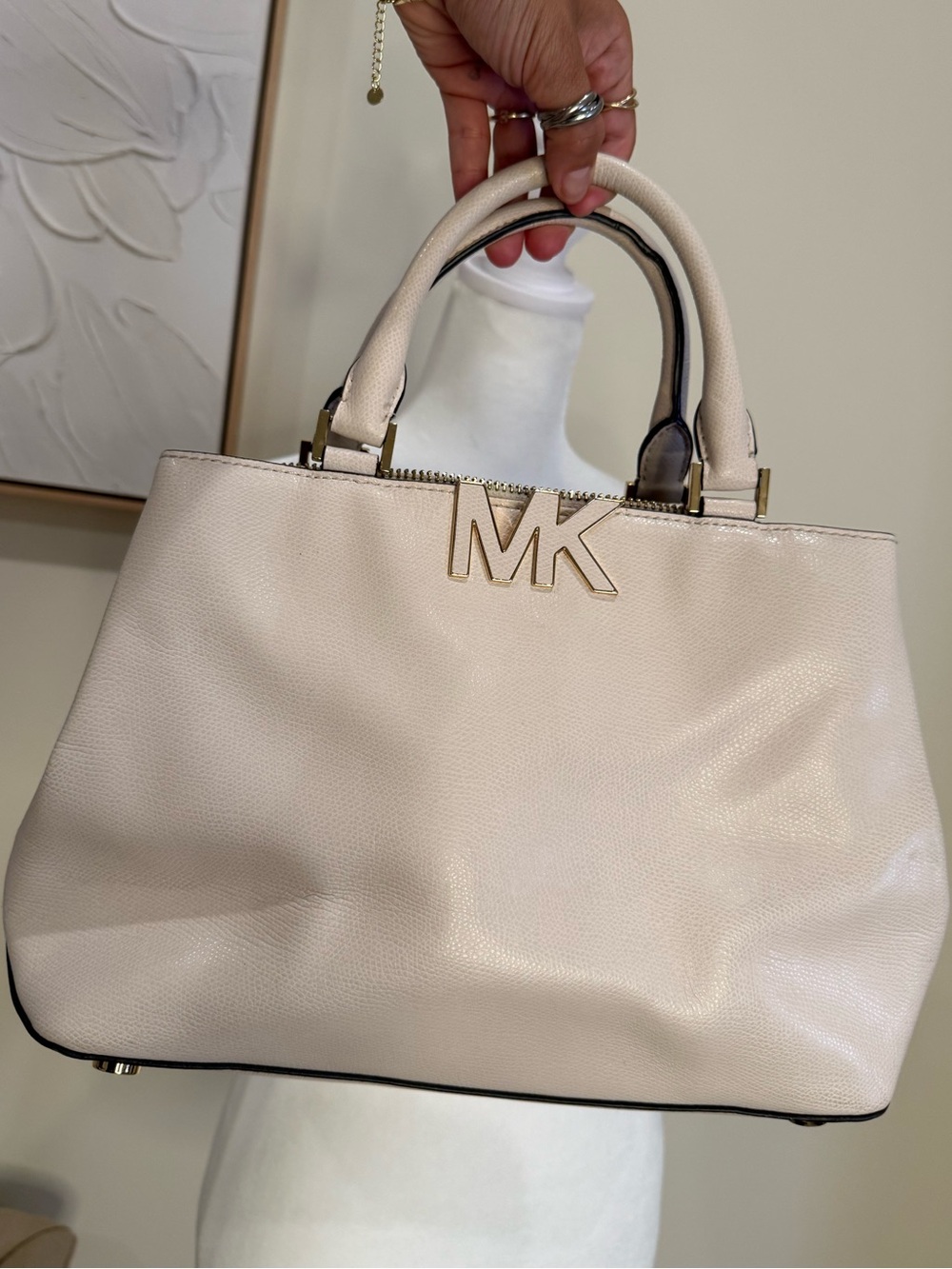 Old Money Michael Kors Cream Leather Top-Handle Handbag with MK Logo